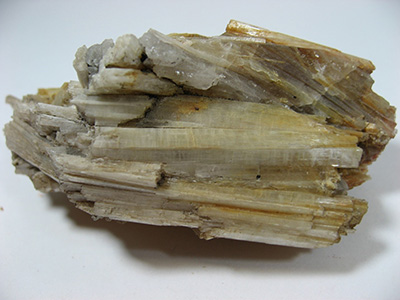 A rock formation showing tremolite asbestos.